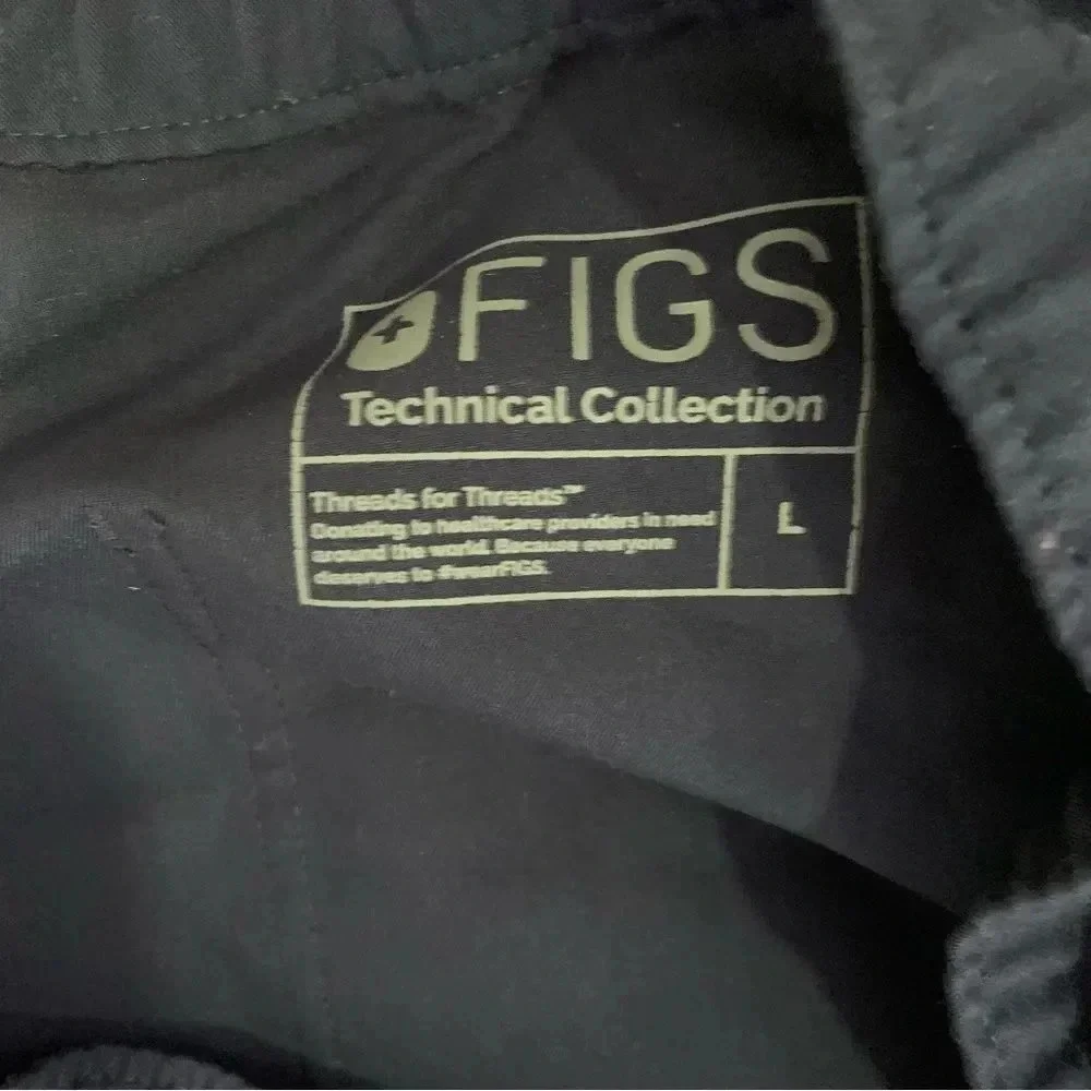 Figs Axim™ Cargo Scrub Pants